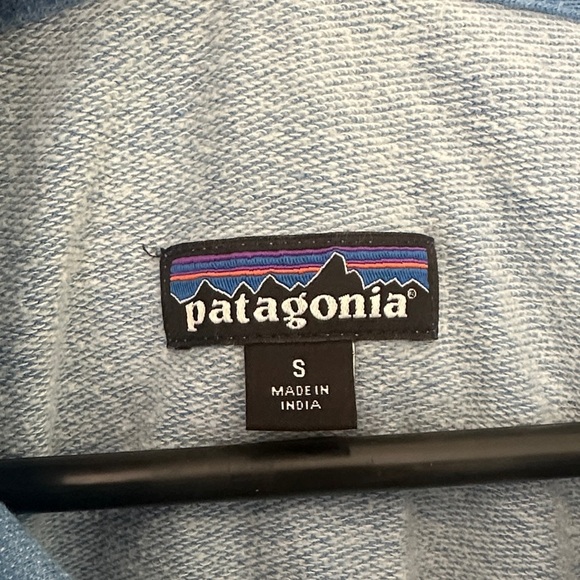 Patagonia women’s Flying Fish Knit hoodie gorpcore - Picture 2 of 4